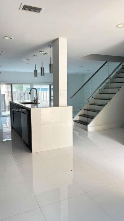 8195 NW 8th Manor , Unit 3, Plantation, FL 33324 Photo