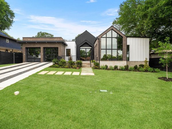 1910 Crooked LN, Austin, TX 78741