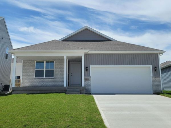 14208 Ironwood Drive, Urbandale, IA 50111