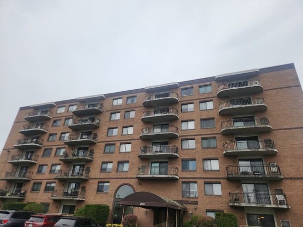 200 Locust St, Unit 303, Lynn, MA 01904