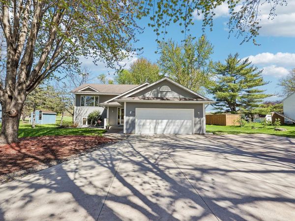 516 W River Road , Delano, MN 55328
