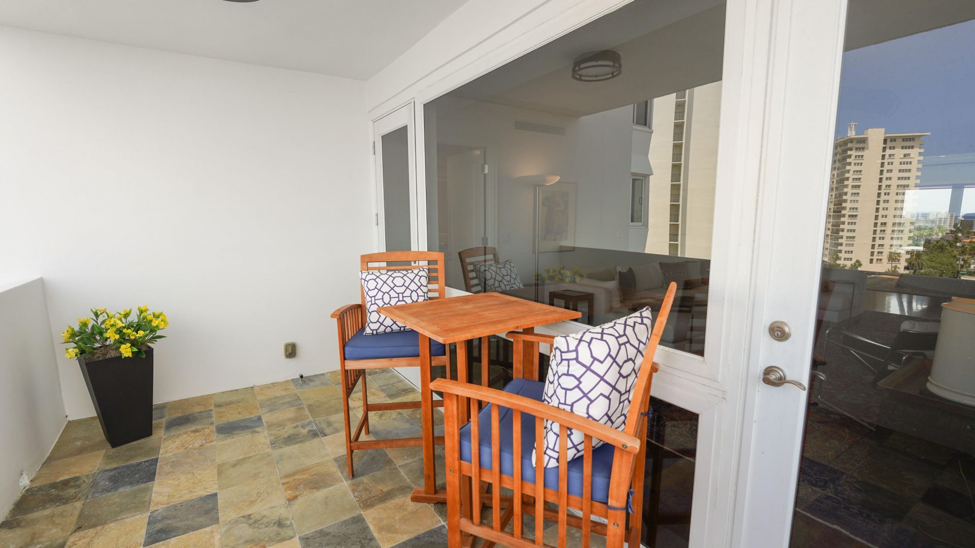 333 Sunset Drive, Unit 708, Fort Lauderdale, FL 33301 Photo