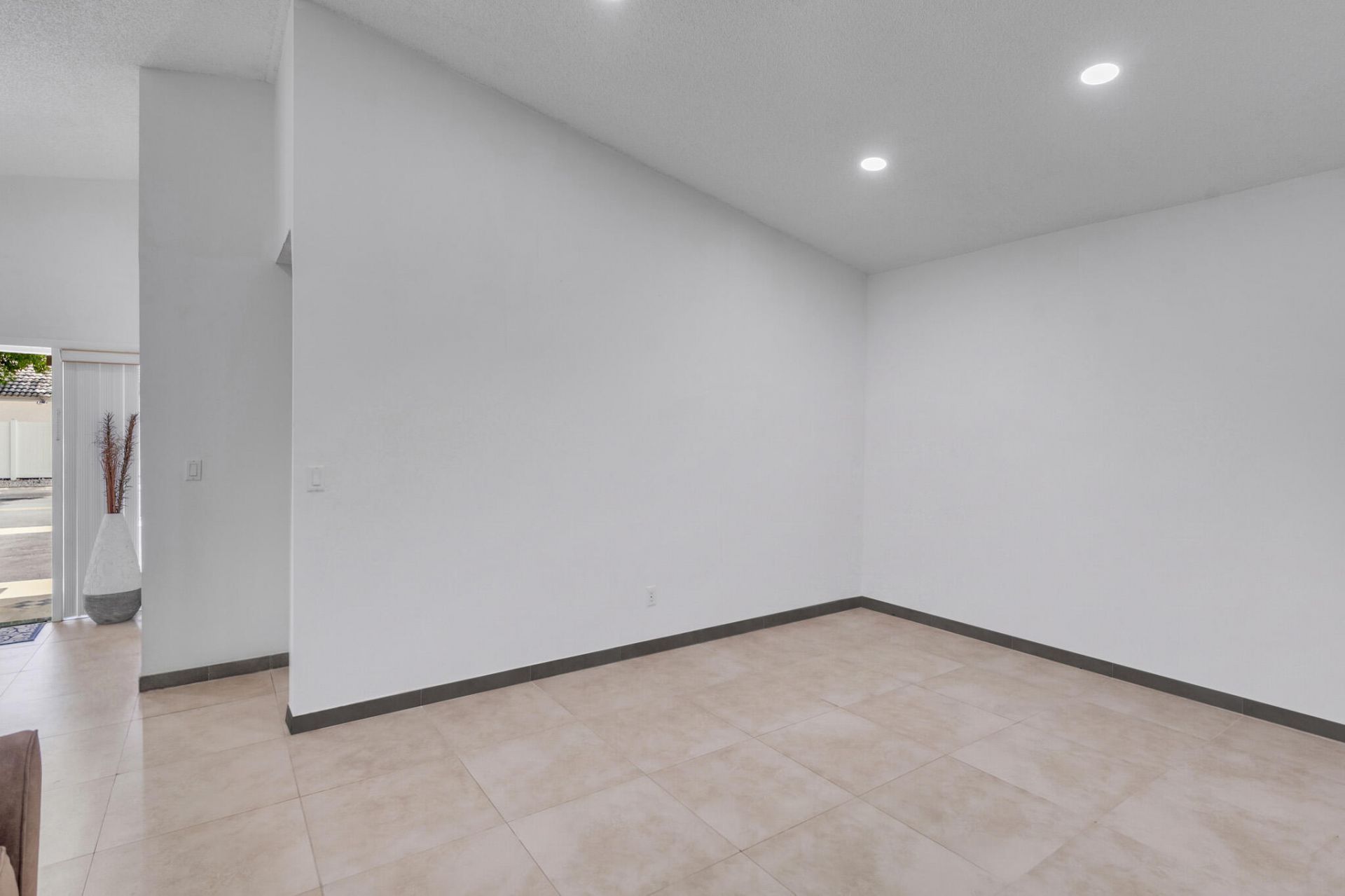 3343 NW 79th Way, Davie, FL 33024 Photo