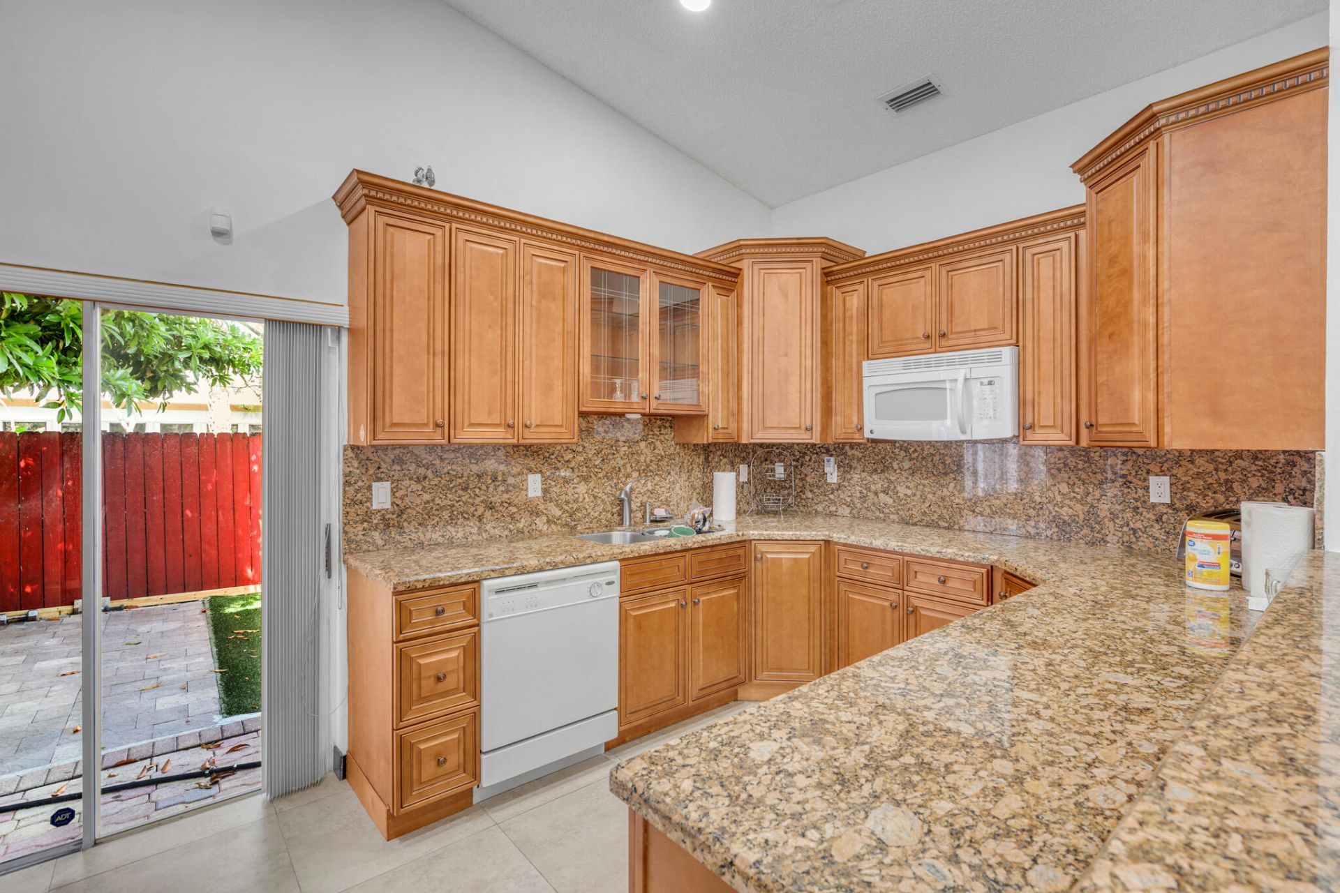 3343 NW 79th Way, Davie, FL 33024 Photo