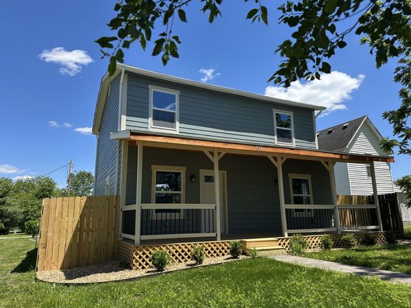 230 S Elm Street , Mountain Grove, MO 65711
