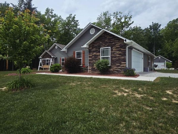 354 Kayla Lane, Oneida, TN 37841