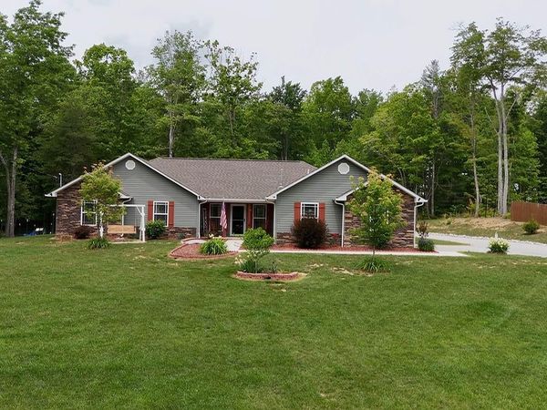 354 Kayla Lane, Oneida, TN 37841