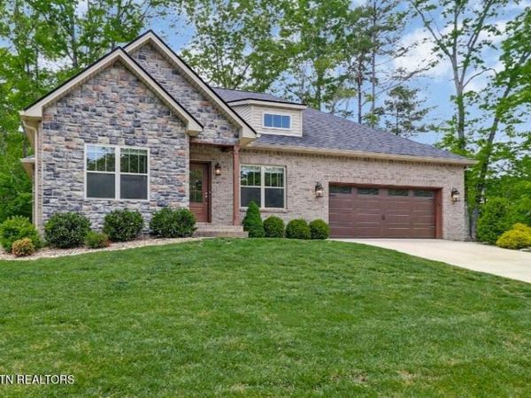 10 King John Lane, Crossville, TN 38558