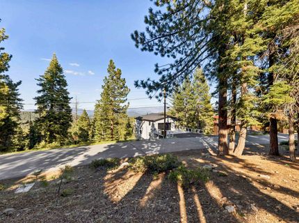 12649 Muhlebach Way, Truckee, CA 96161 Photo