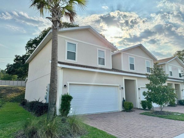 930 LAKEFRONT VILLAGE DRIVE , CLERMONT, FL 34711