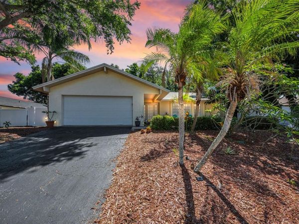 520 SANDY HOOK ROAD , PALM HARBOR, FL 34683