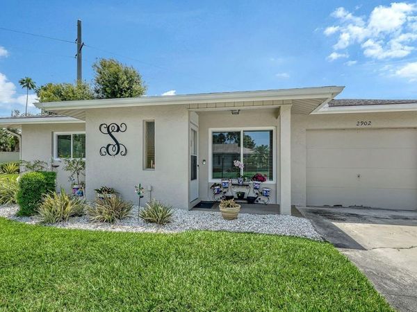 2902 CAPTIVA GARDENS DRIVE , Unit 3, SARASOTA, FL 34231