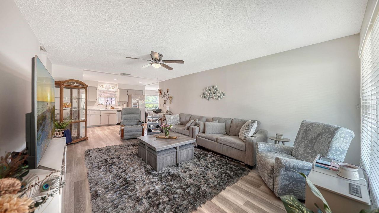 2902 Captiva Gardens Drive, Unit 3, Sarasota, FL 34231 Photo