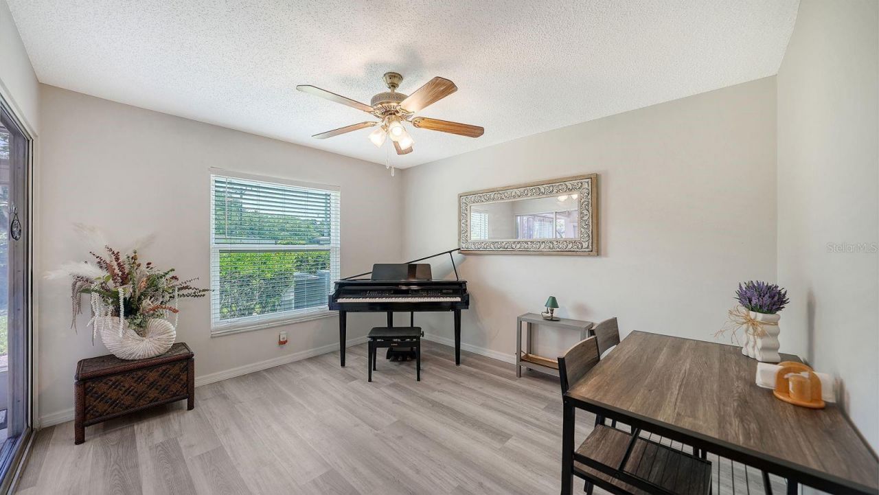 2902 Captiva Gardens Drive, Unit 3, Sarasota, FL 34231 Photo
