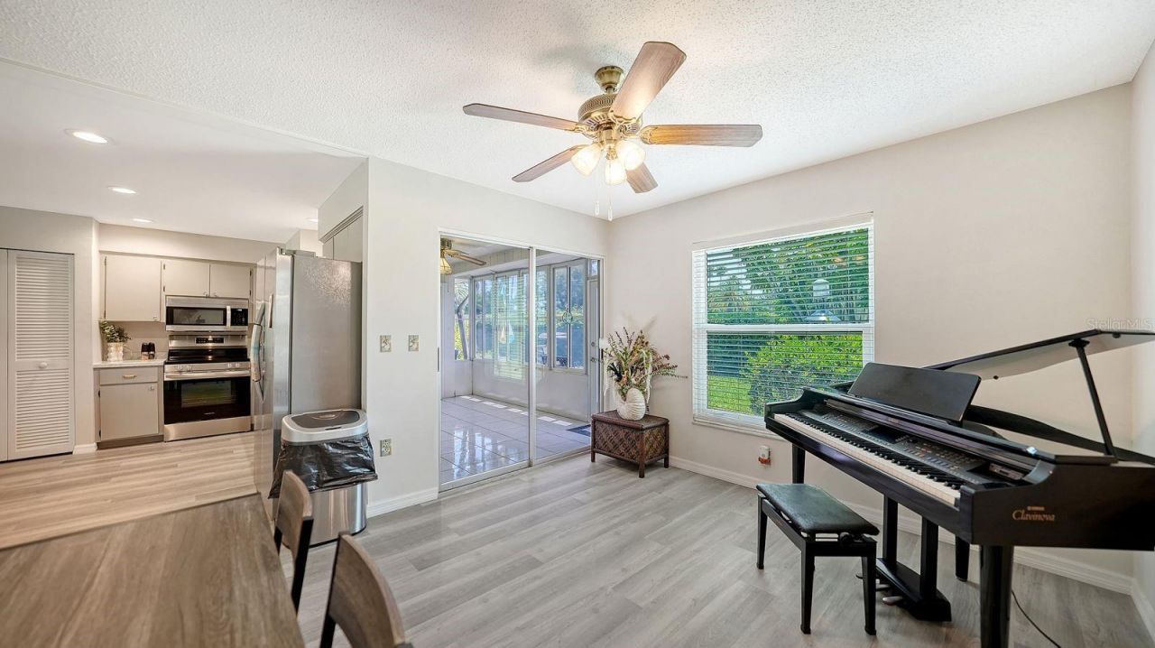 2902 Captiva Gardens Drive, Unit 3, Sarasota, FL 34231 Photo