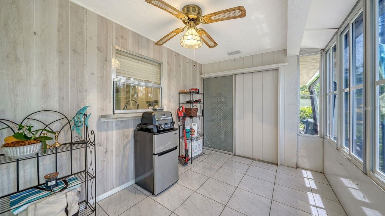 2902 Captiva Gardens Drive, Unit 3, Sarasota, FL 34231 Photo