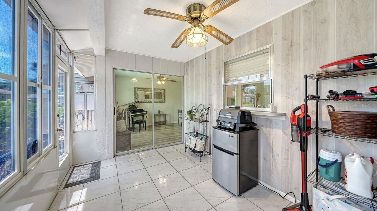 2902 Captiva Gardens Drive, Unit 3, Sarasota, FL 34231 Photo
