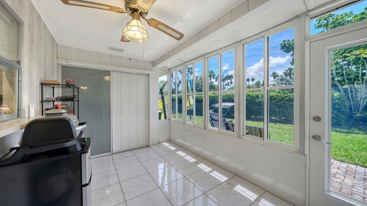 2902 Captiva Gardens Drive, Unit 3, Sarasota, FL 34231 Photo