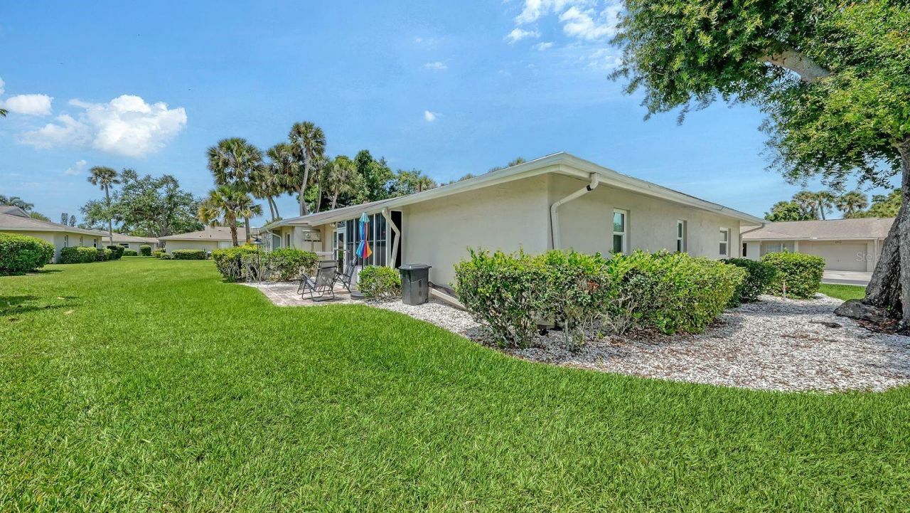 2902 Captiva Gardens Drive, Unit 3, Sarasota, FL 34231 Photo