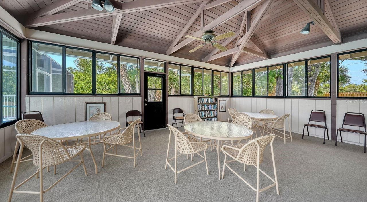 2902 Captiva Gardens Drive, Unit 3, Sarasota, FL 34231 Photo