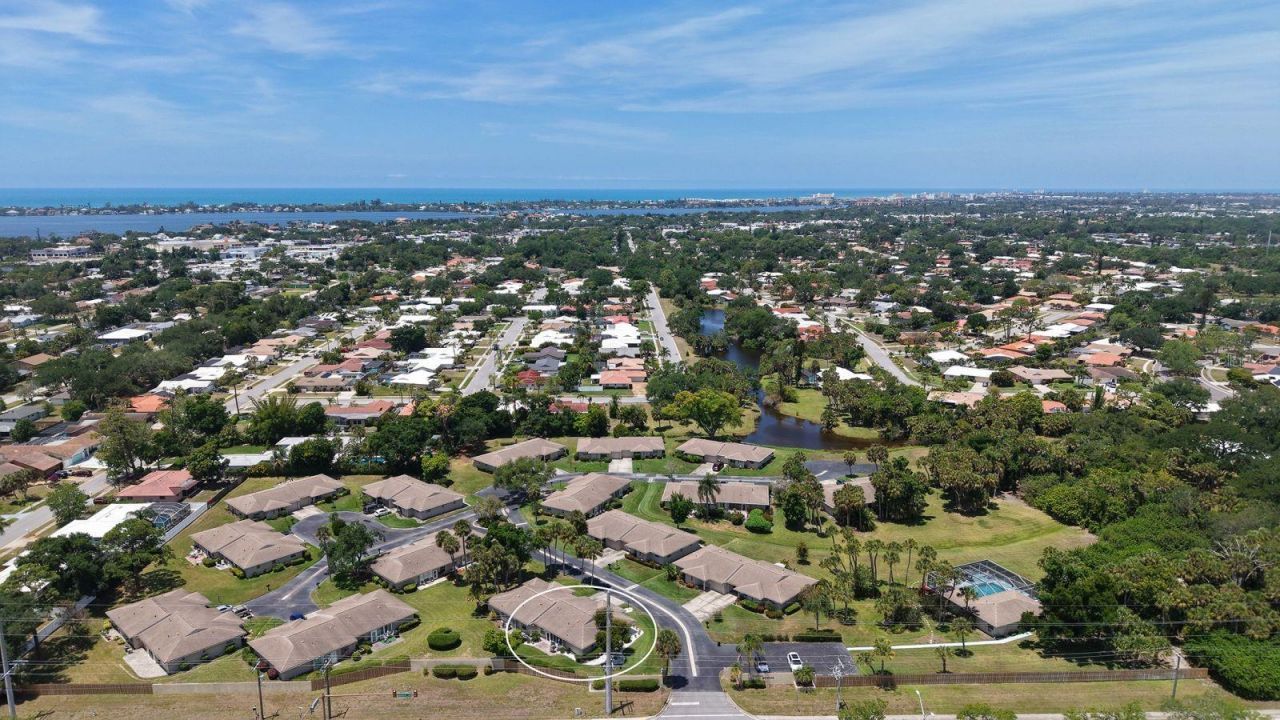 2902 Captiva Gardens Drive, Unit 3, Sarasota, FL 34231 Photo