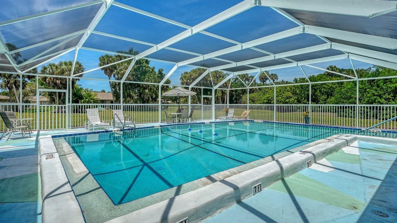 2902 Captiva Gardens Drive, Unit 3, Sarasota, FL 34231 Photo