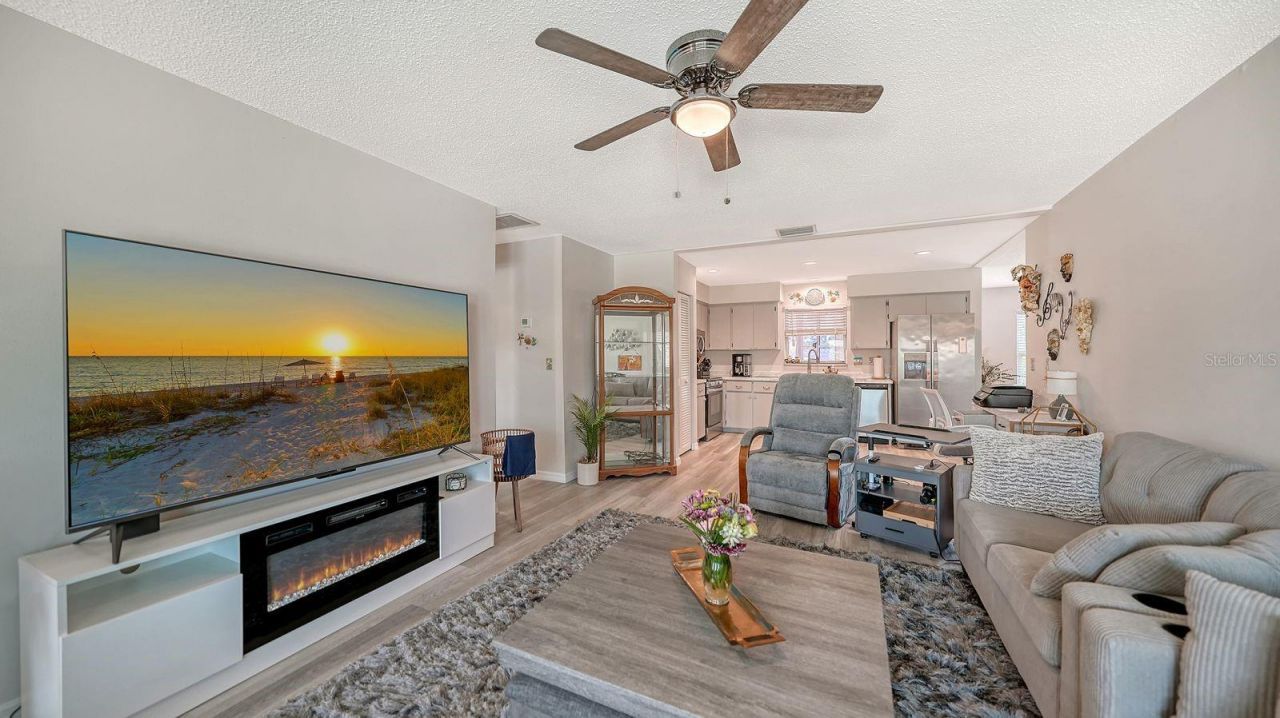 2902 Captiva Gardens Drive, Unit 3, Sarasota, FL 34231 Photo