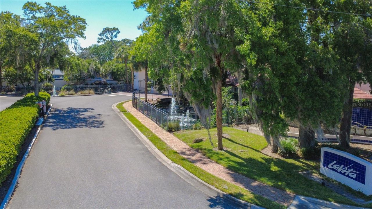 535 Via Fontana Drive, Unit 202, Altamonte Springs, FL 32714 Photo