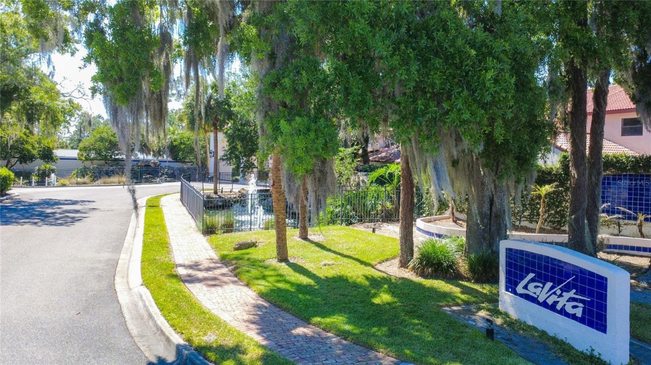 535 Via Fontana Drive, Unit 202, Altamonte Springs, FL 32714 Photo