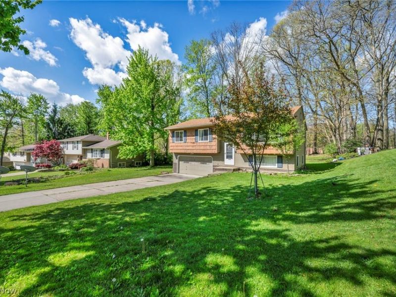9446 Concord Circle, Twinsburg, OH 44087 Photo 2
