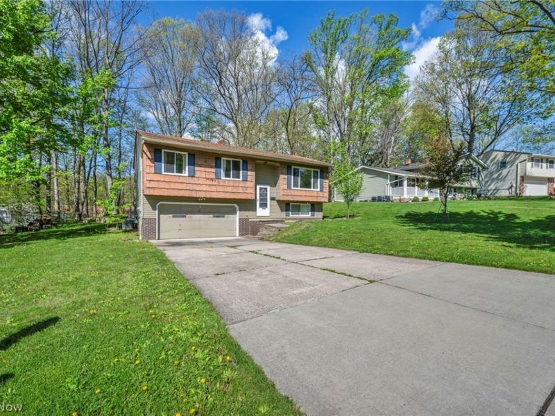 9446 Concord Circle, Twinsburg, OH 44087 Photo 3