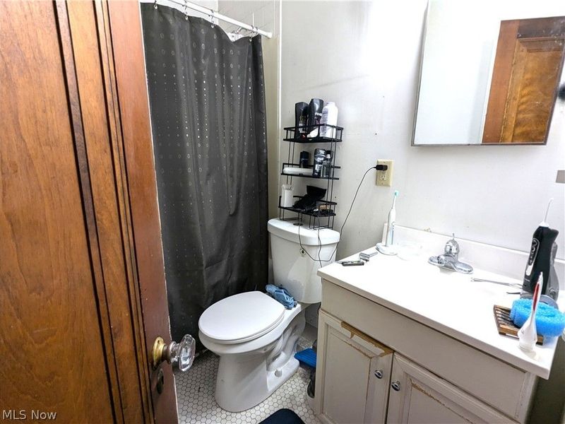 17812 E Park Drive, Cleveland, OH 44119 Photo 17