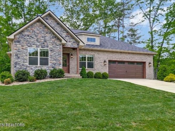 10 King John Lane , Crossville, TN 38558