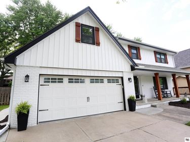 808 taylor Street, Papillion, NE 68046