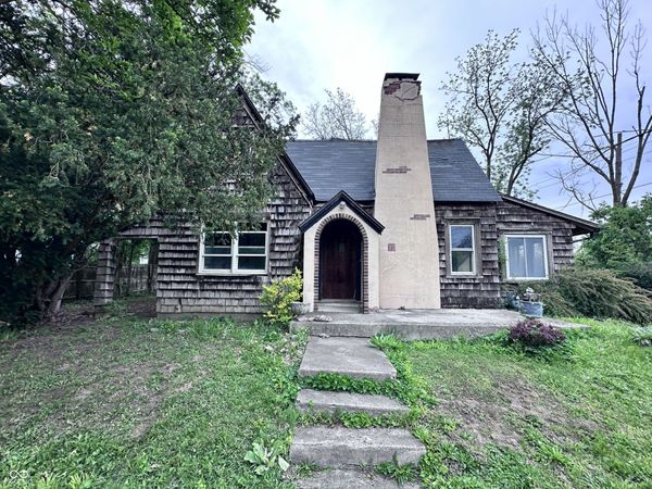 735 E Washington Street , Greencastle, IN 46135