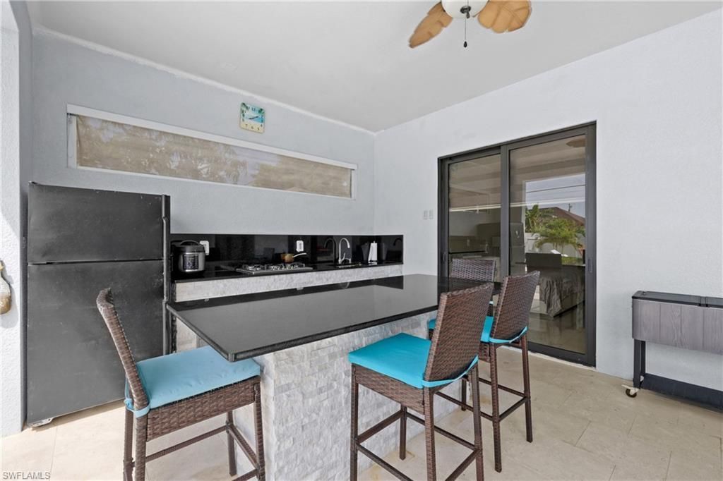 140 SE 16th St, Cape Coral, FL 33990 Photo