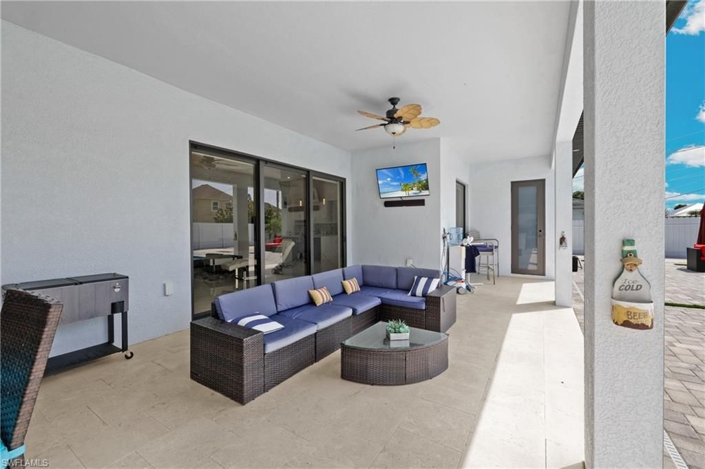140 SE 16th St, Cape Coral, FL 33990 Photo