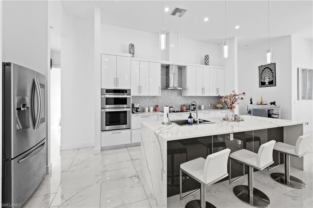140 SE 16th St, Cape Coral, FL 33990 Photo