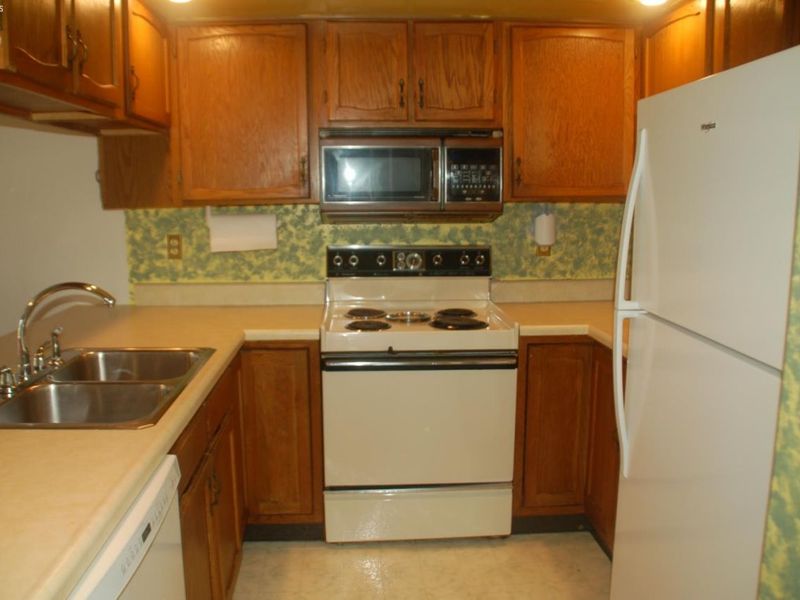 4701 Venice Heights Boulevard, Unit 141, Sandusky, OH 44870 Photo 12