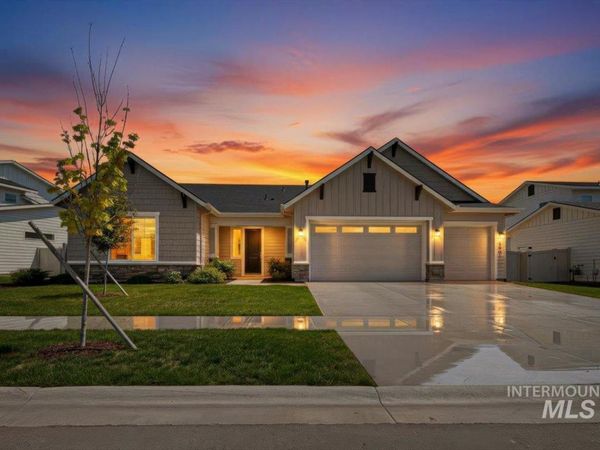 5901 W Copperstone Ct, Meridian, ID 83646