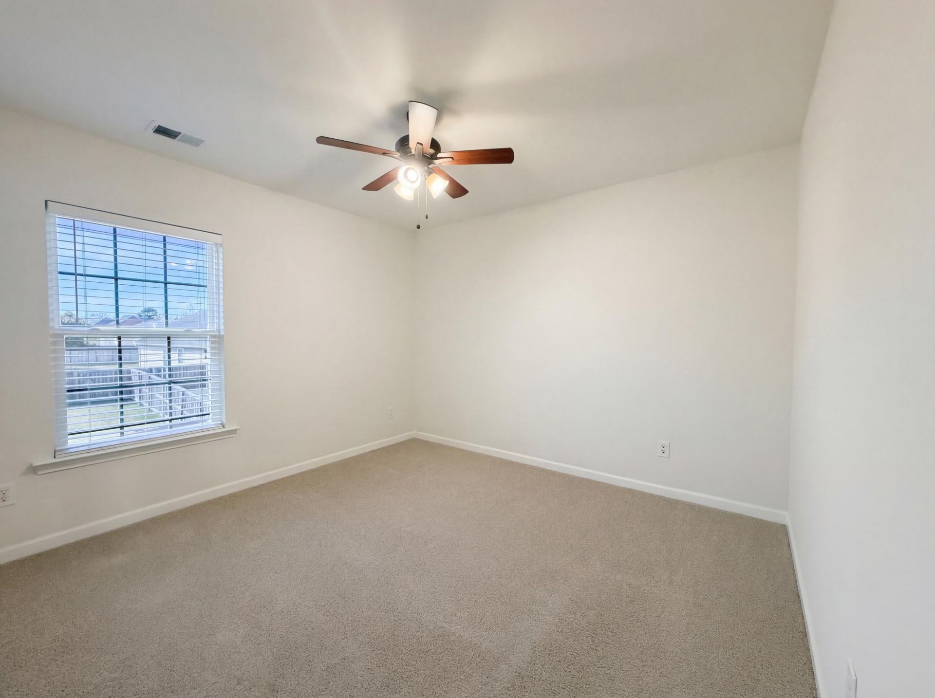 130 Hyrne Drive Photo 15