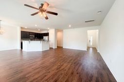 130 Hyrne Drive photo 4