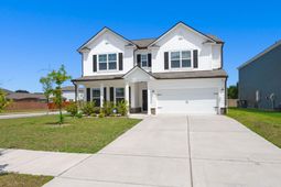 422 Ambrose Drive photo 4