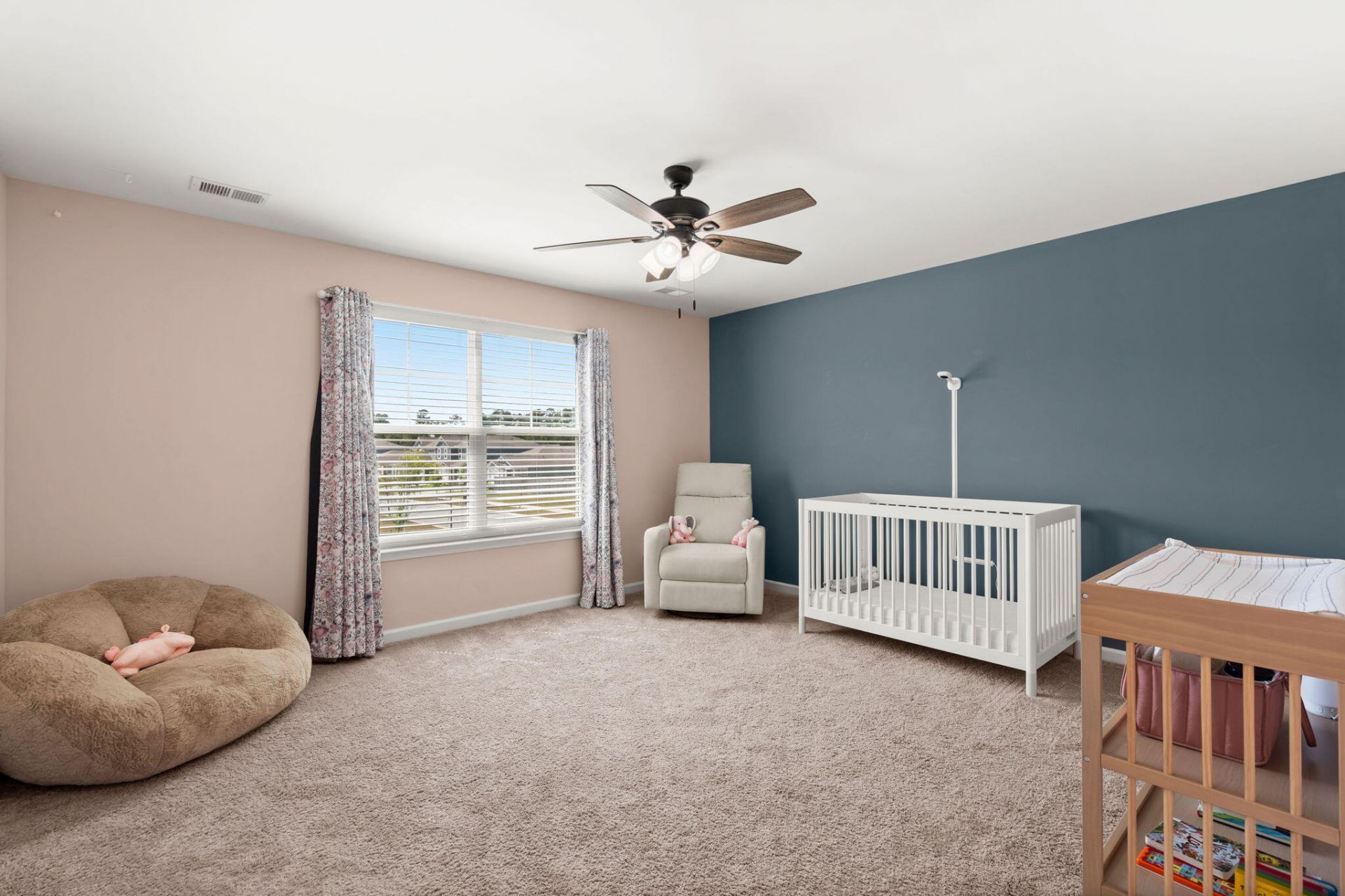 422 Ambrose Drive Photo 26