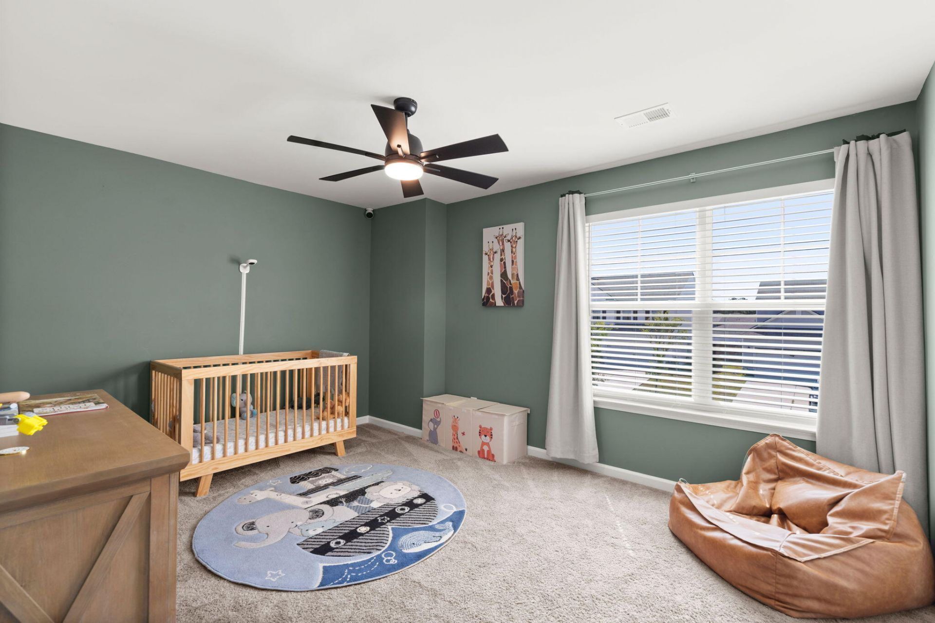 422 Ambrose Drive Photo 35
