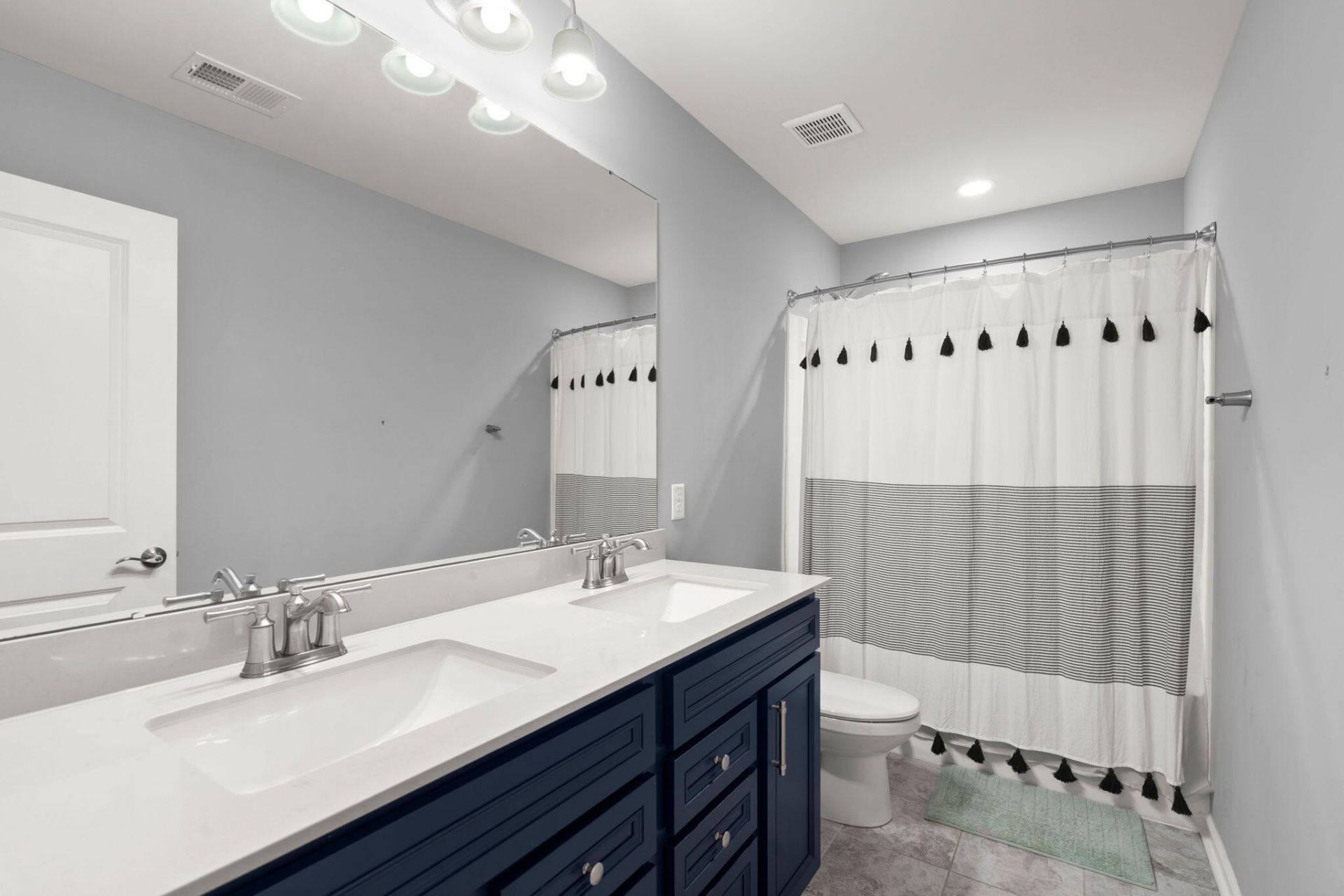 422 Ambrose Drive Photo 36