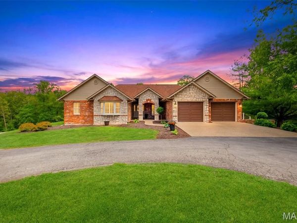 18766 Pike 9222 , Bowling Green, MO 63334