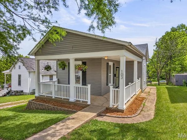 103 S 4th Street, De Soto, MO 63020