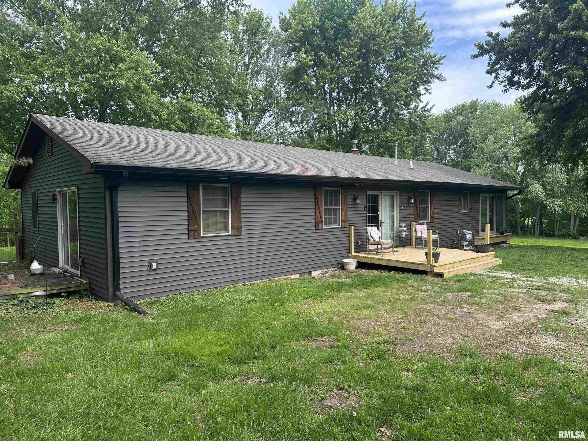 14635 Cotton Hill Road, Pawnee, IL 62558 Main Photo