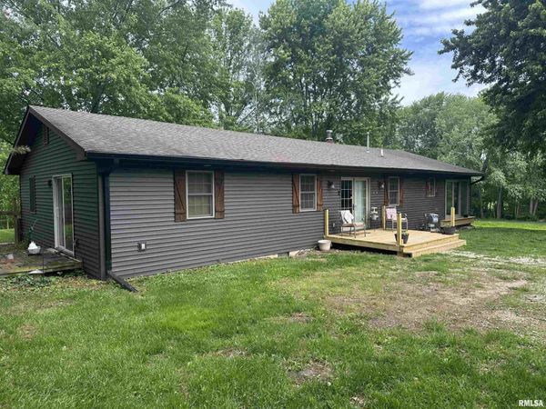 14635 Cotton Hill Road, Pawnee, IL 62558